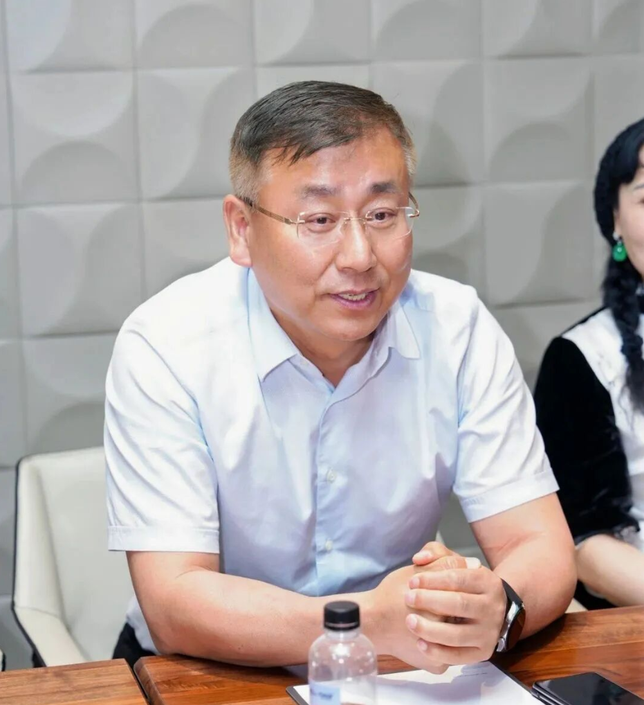 32bba52a-e973-47ef-a9cb-5e30f1987c83